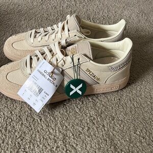 Womens adidas Spezial